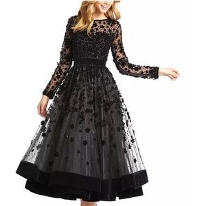 Mac Duggal 3D floral midi dress